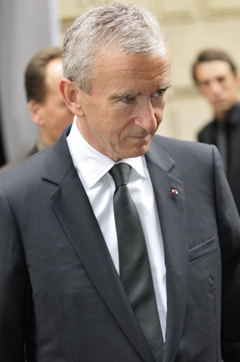 Bernard Jean Étienne Arnault (R), chairman and chief executive of